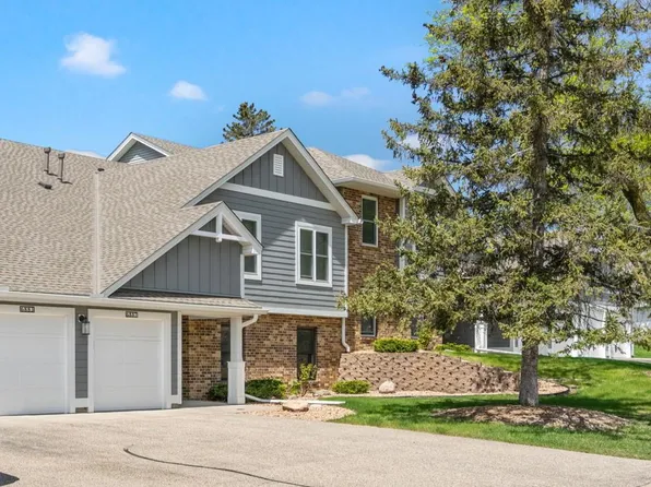 6885 Langford Dr, Edina, MN 55436