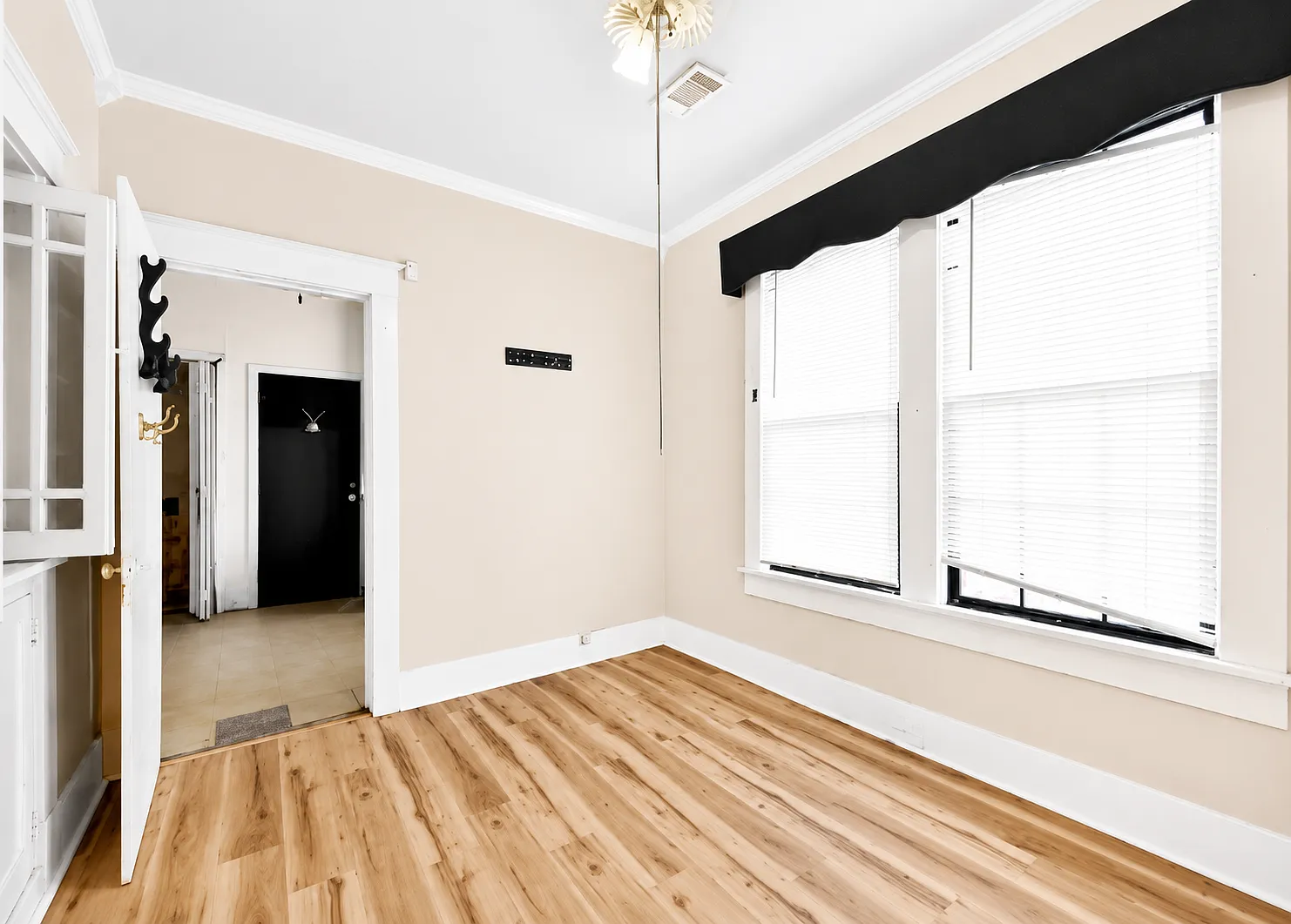 800 W 34th Ave - 1 — Photo 2