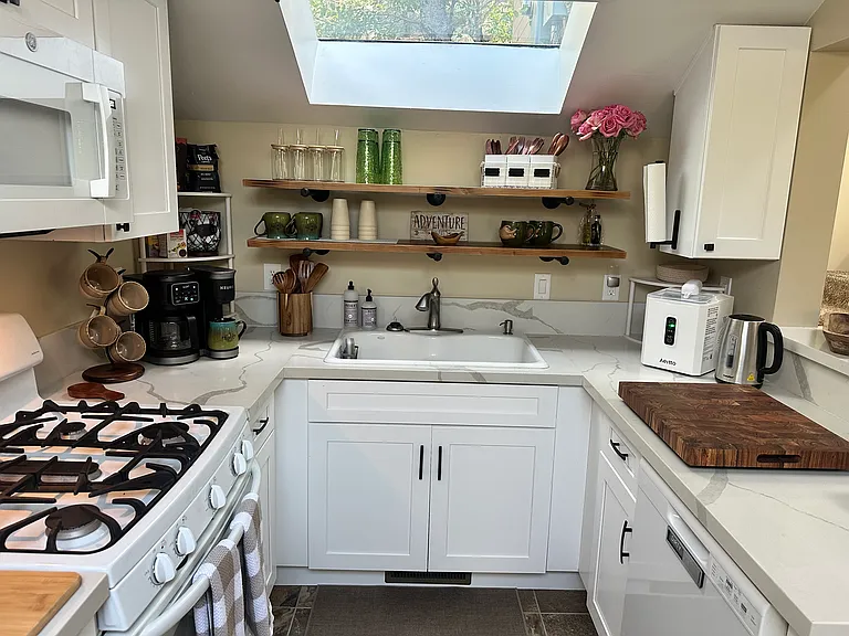 677 W Canyon Dr — Photo 24