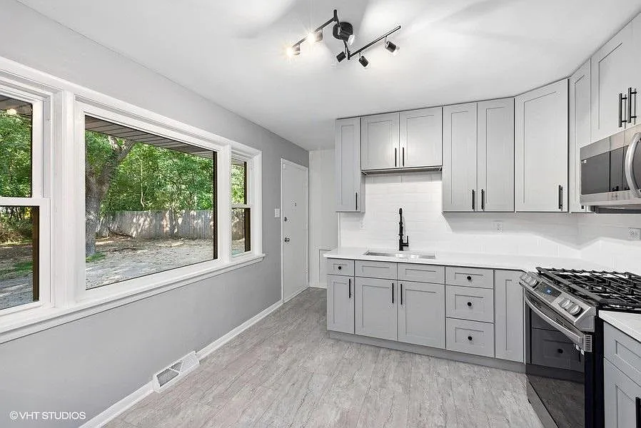 6906 Birch Ave — Photo 3