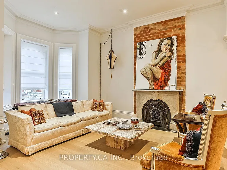 38 Beaconsfield Ave #MAIN HOUSE — Photo 2