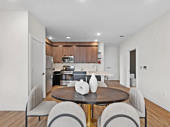 533 61st Street image 12 of 14