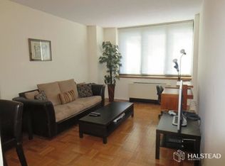 250 E 40th St APT 3A, New York, NY