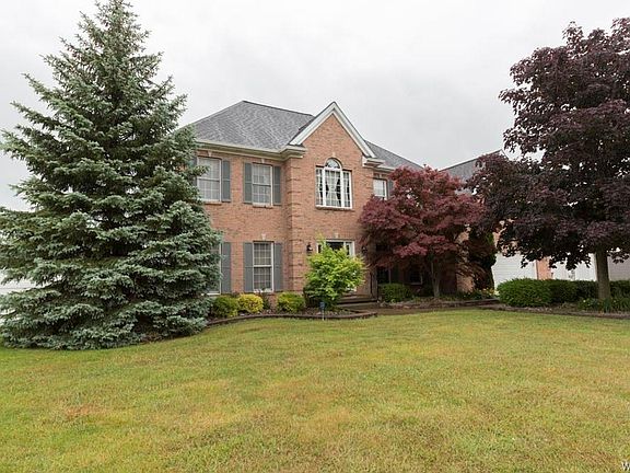 2nd image of 5529 Oakfield Ln