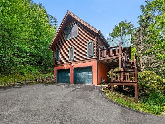 3rd image of 49 Dandelion Ln