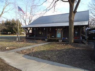 542 E Main St, Arcola, IL 61910