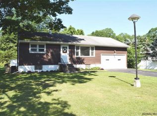 6 Groveland Ave, Schenectady, NY 12306