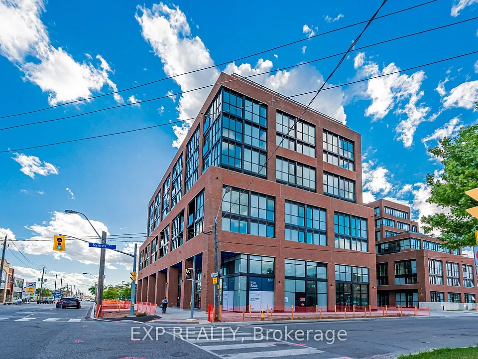 2300 Saint Clair Ave W #803