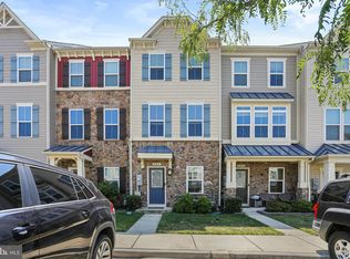 645 Ravenwood Dr, Glen Burnie, MD 21060