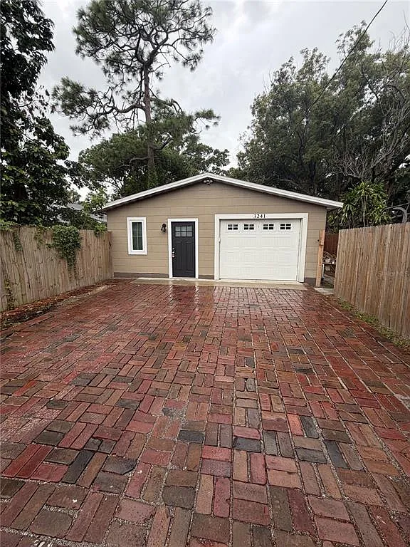 Studio, 1.0 bath, 1212 sqft, $1,350 — Photo 1