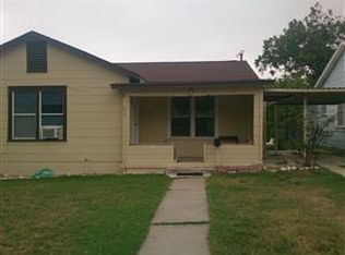 809 W Norwood Ct, San Antonio, TX 78212
