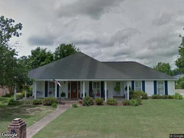 3726 Eagle Cove Ln, Northport, AL 35473