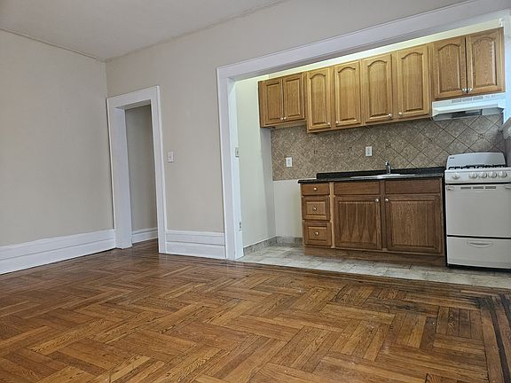 Kitchenette/Livingroom