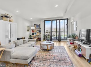 381 Martin St #2, Philadelphia, PA 19128