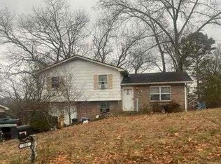 302 Lawrence Dr, Ringgold, GA 30736