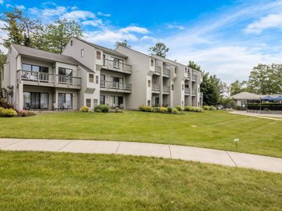 5584/5585 W Creeks Xing #5584/5585, Williamsburg, MI, 49690