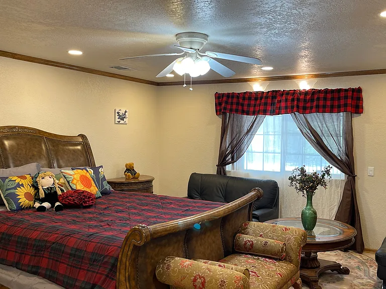 18165 Eucalyptus St #B — Photo 26