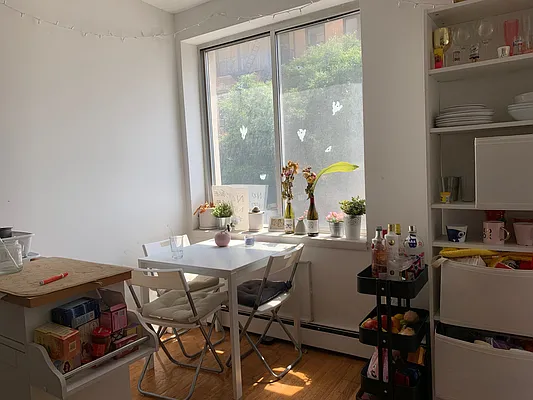 Rented by Vanderborgh Realty  | media 9