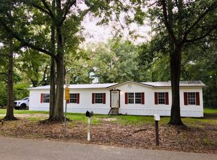 7567 Old Live Oak Dr, Denham Springs, LA 70706