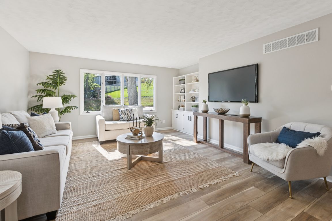 next background image