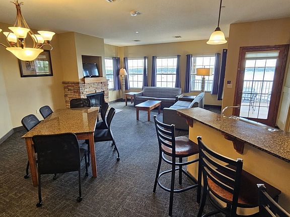 5th image of 630 Linden Dr #1352
