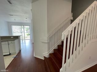 3215 SE 4th St, Homestead, FL 33033