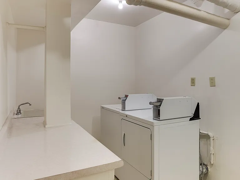 1644 Taylor St #3 — Photo 7