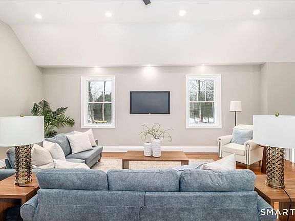 3rd image of 109 Codfish Hill Road