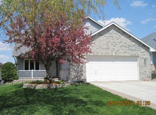 15986 Hyland Pointe Ct, Apple Valley, MN 55124