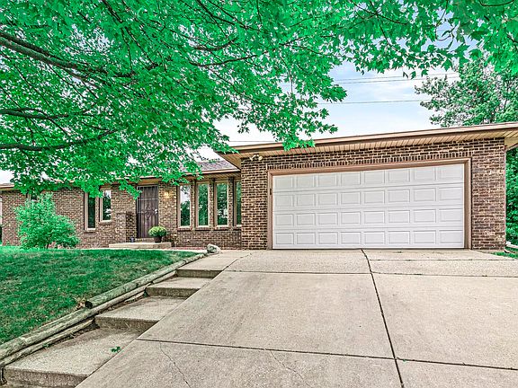 2nd image of 2923 Council Oak Dr