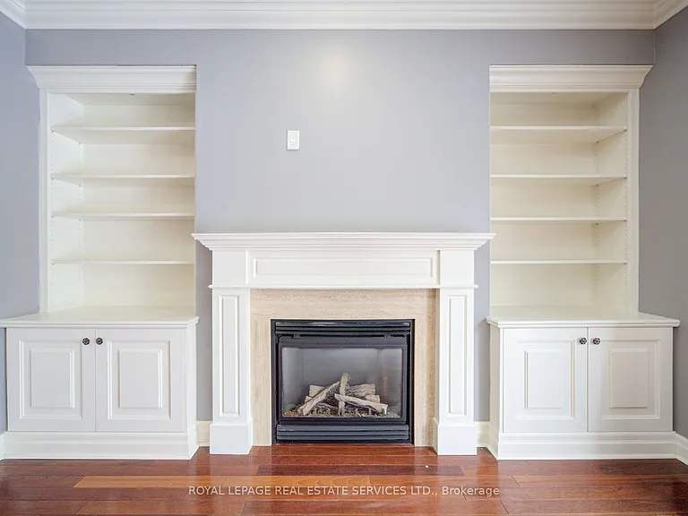 115 Saint Lawrence Dr — Photo 15