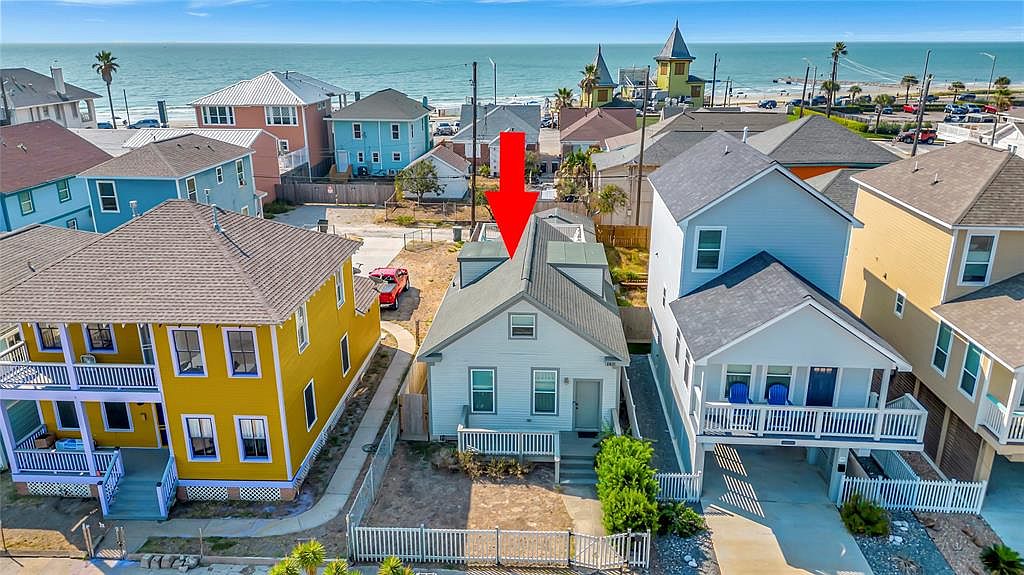 1821 Avenue O 1/2, Galveston, TX 77550 MLS 51604676 Zillow