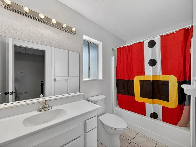 389 Summer Creek Ct — Photo 18