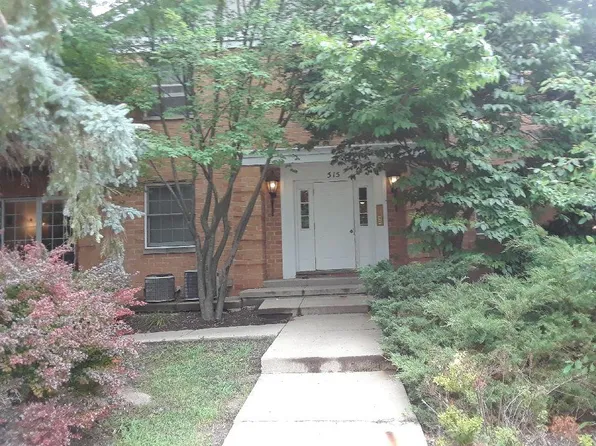 505 Autumn Ct, Elgin, IL