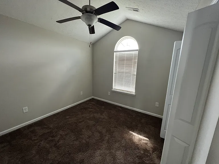 228 Leste Rd — Photo 14