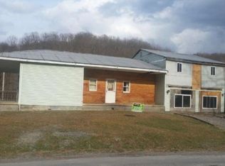 271 Days Run Rd, Fairview, WV 26570