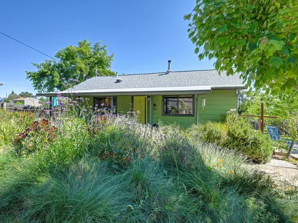 10650 Atwood Rd, Auburn, CA 95603