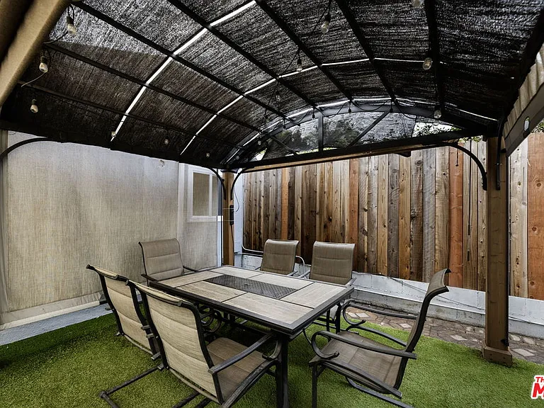 7764 Fountain Ave — Photo 14