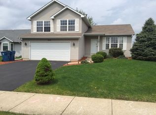 2514 Springside Dr, Crest Hill, IL 60403