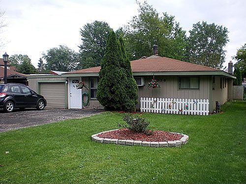 2238 River Road