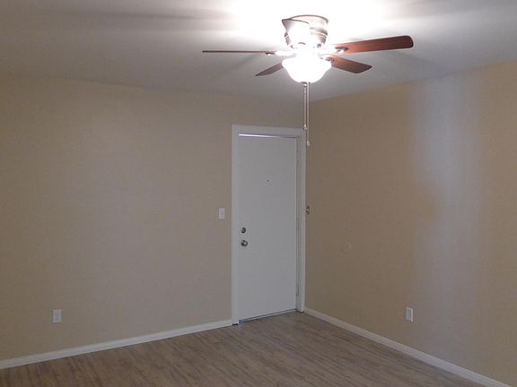3rd image of 2545 A St APT 6