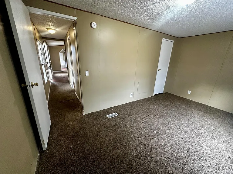 6175 Sapling Dr — Photo 6