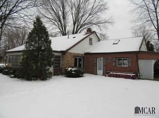 26199 Schreiner Rd, New Boston, MI 48164