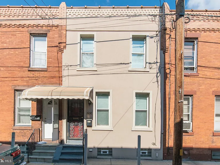 3138 Tilton St — Photo 1