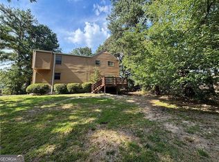 2440 Hallie Mill Rd, College Park, GA 30349