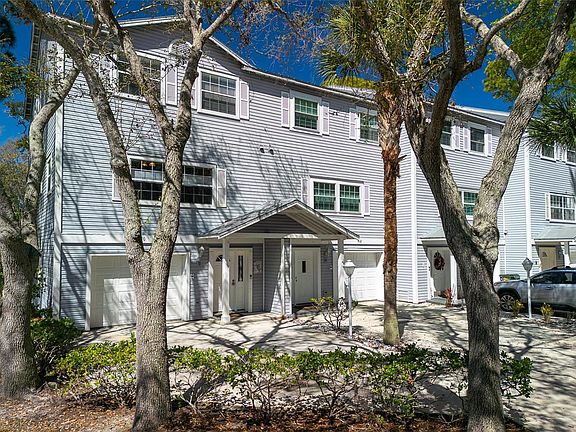 3rd image of 510 Ryans Woods Ln