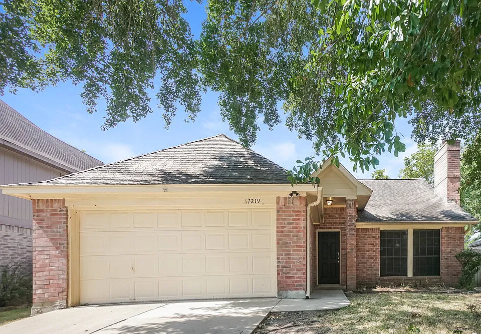 17219 Harmony Hill Dr