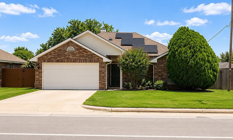 1st image of 1625 City View Dr
