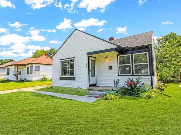 940 N Battin Ave, Wichita, KS 67208