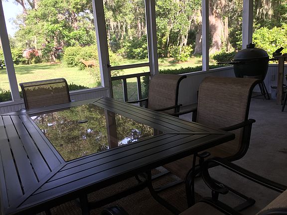 Screened in back porch